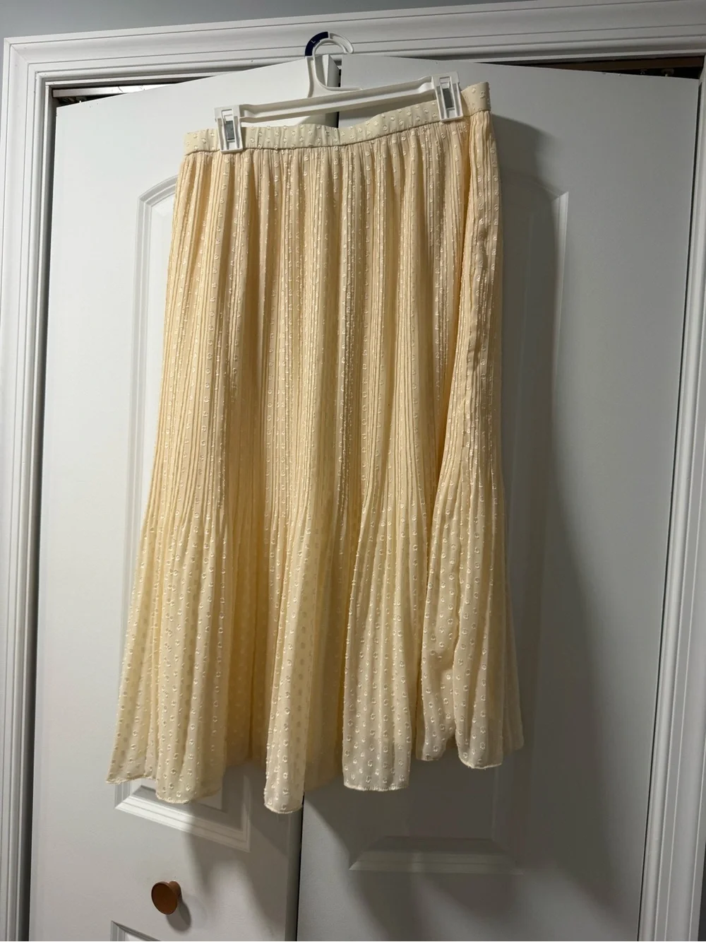 Lulu's Cream Pleated Midi Skirt with Dot Texture